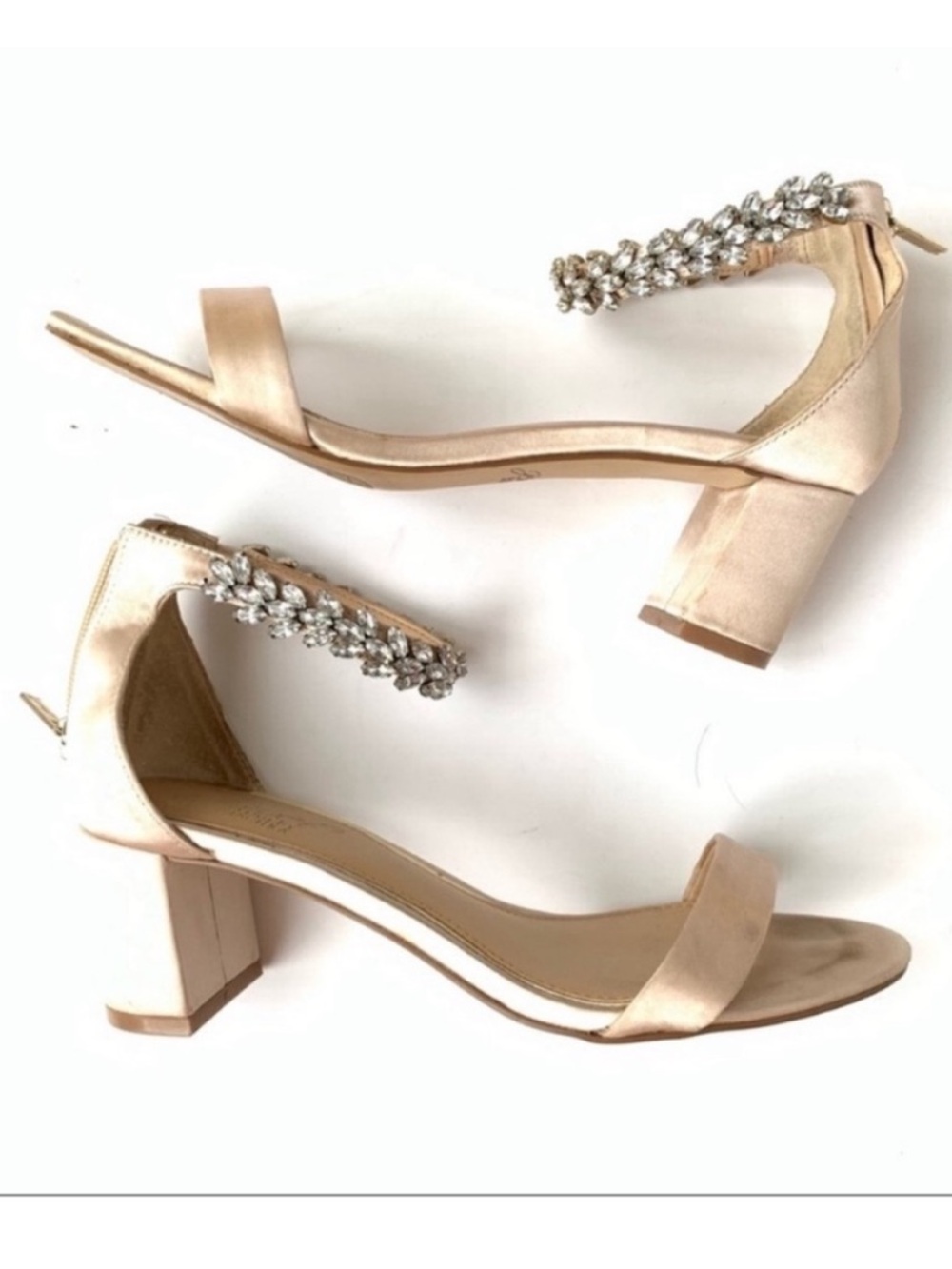 Jewel Badgley Mischka Bradley bridal heels size 7 block heel jewel strap